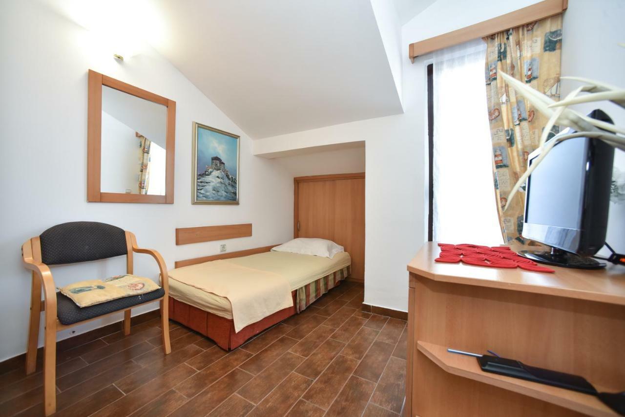 Bologna Apartments Μπούντβα Εξωτερικό φωτογραφία
