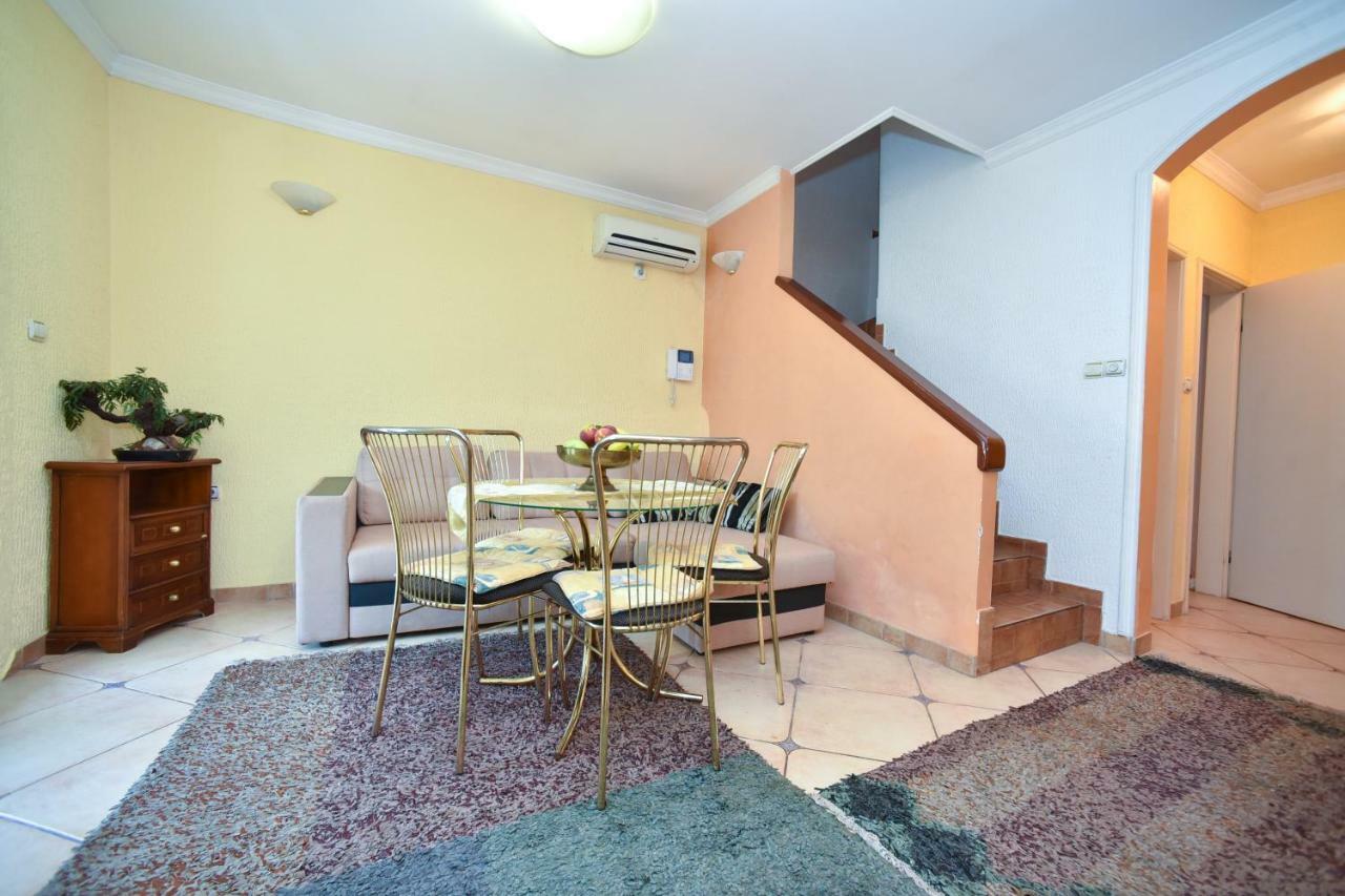 Bologna Apartments Μπούντβα Εξωτερικό φωτογραφία