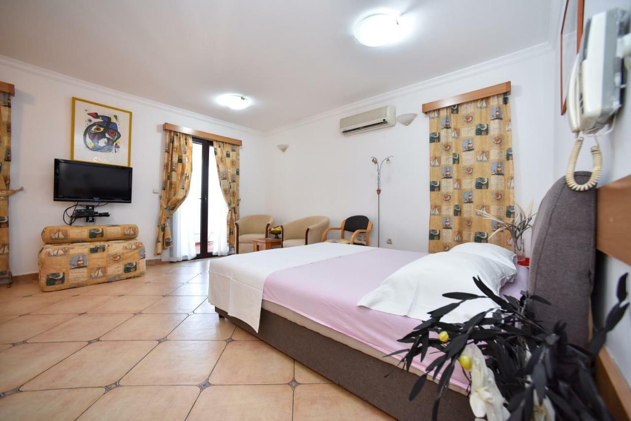 Bologna Apartments Μπούντβα Εξωτερικό φωτογραφία