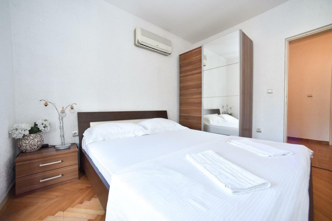 Bologna Apartments Μπούντβα Εξωτερικό φωτογραφία