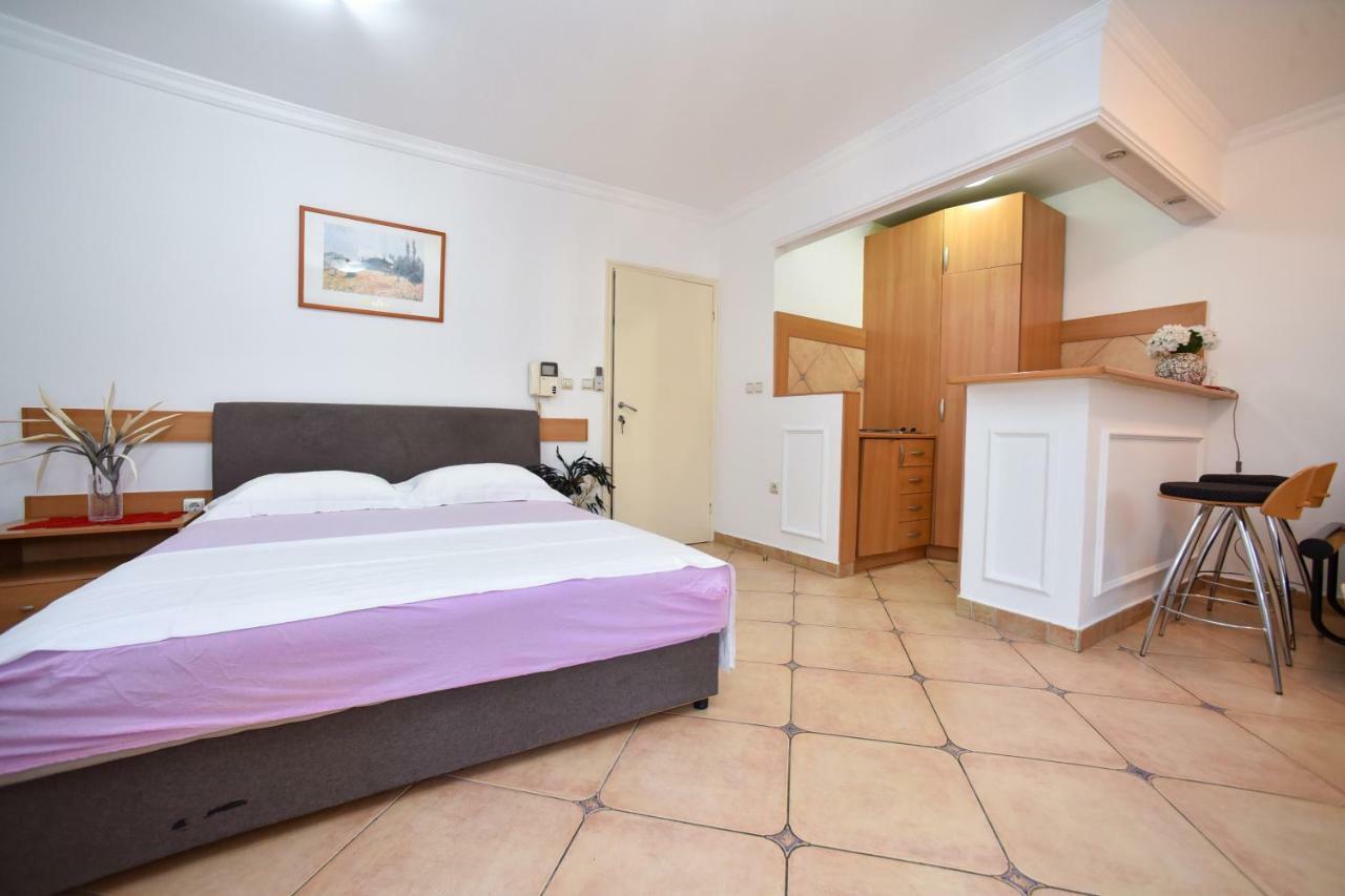 Bologna Apartments Μπούντβα Εξωτερικό φωτογραφία