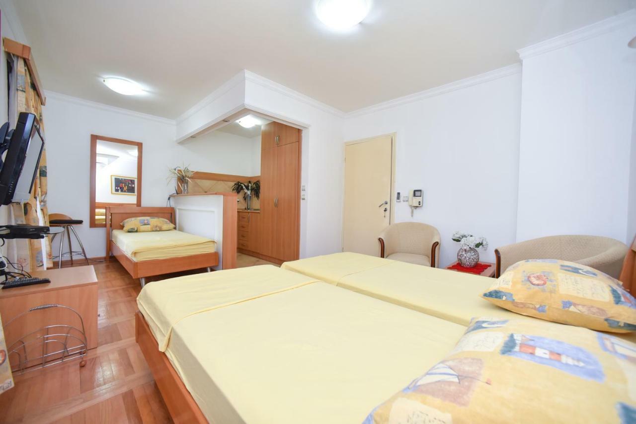 Bologna Apartments Μπούντβα Εξωτερικό φωτογραφία