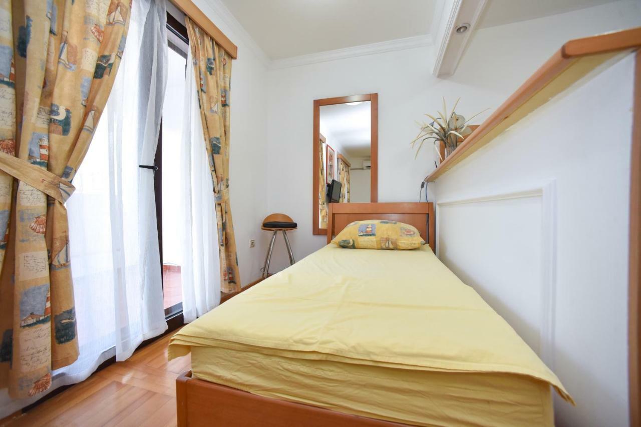 Bologna Apartments Μπούντβα Εξωτερικό φωτογραφία