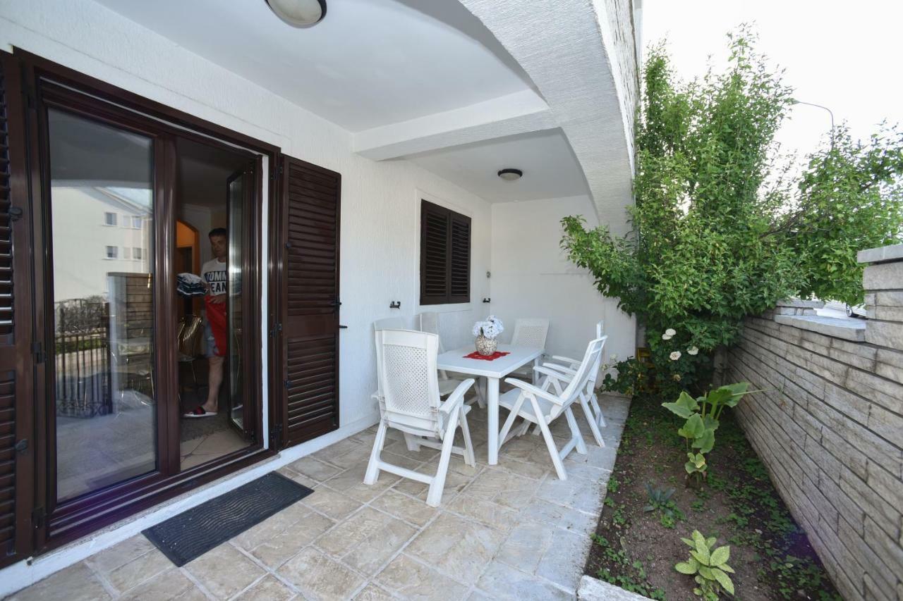 Bologna Apartments Μπούντβα Εξωτερικό φωτογραφία