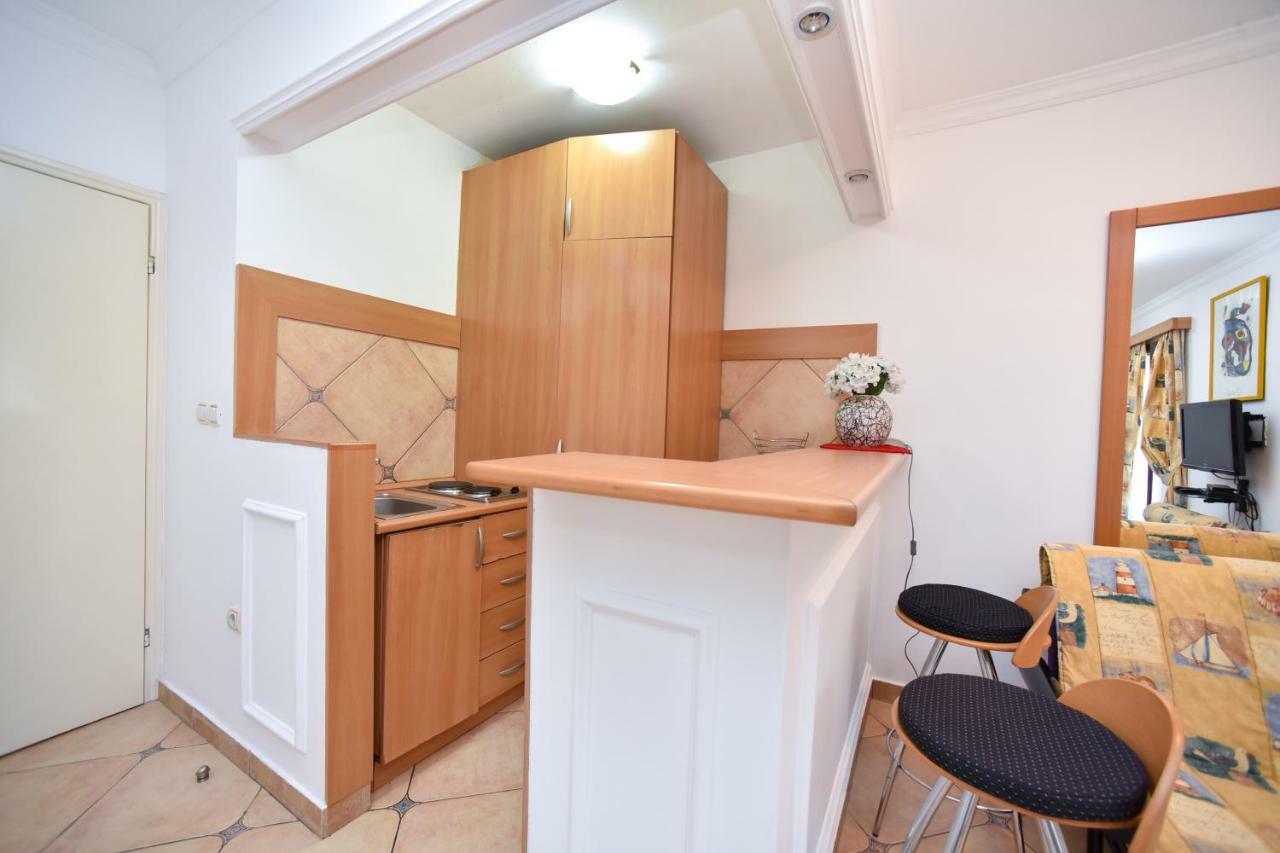 Bologna Apartments Μπούντβα Εξωτερικό φωτογραφία