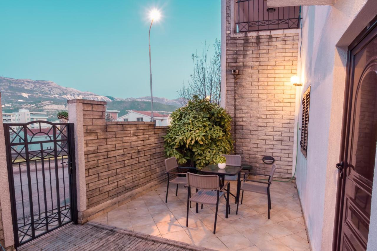 Bologna Apartments Μπούντβα Εξωτερικό φωτογραφία